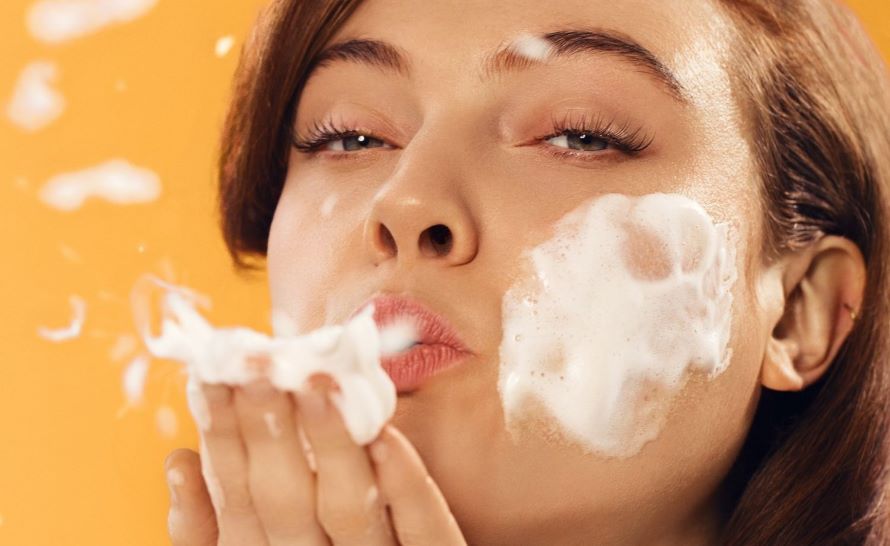 How to Get Rid of Fine Lines on Face